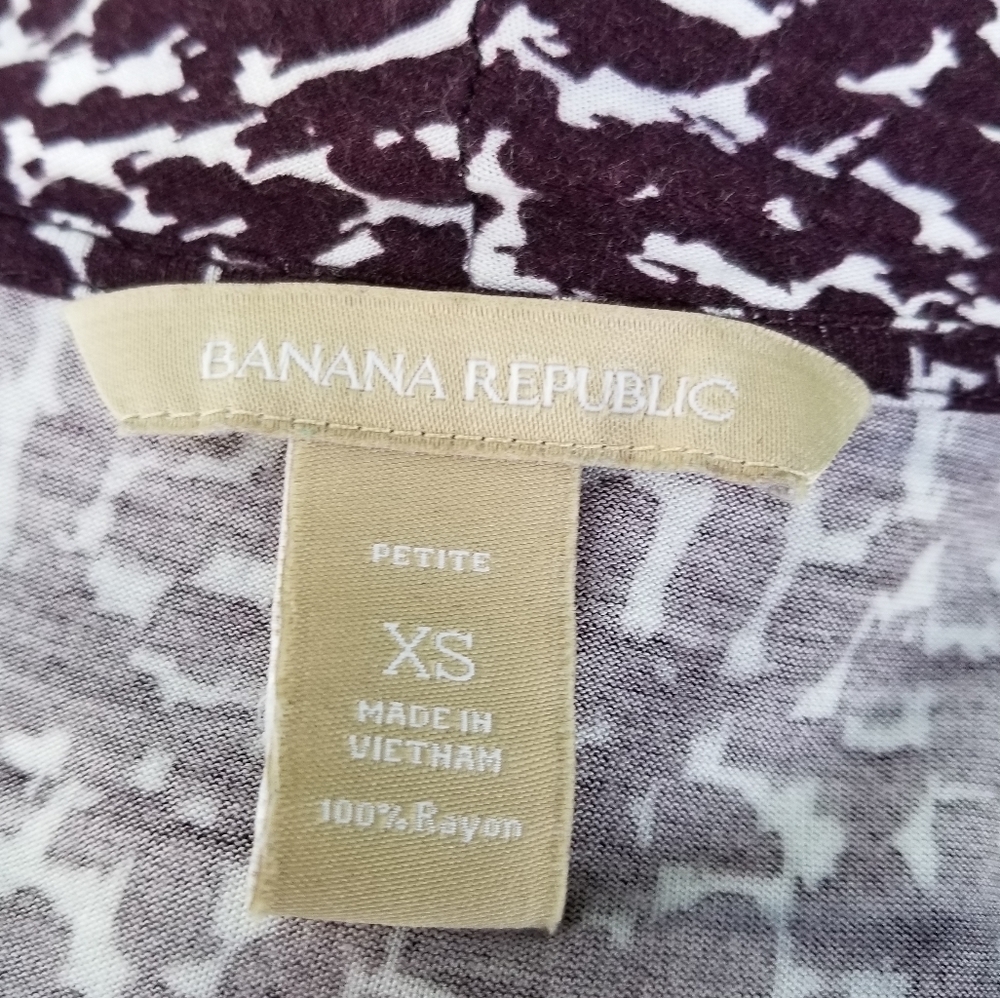 Banana Republic V-neck Purple Abstract Print Top XS - Picture 10 of 10